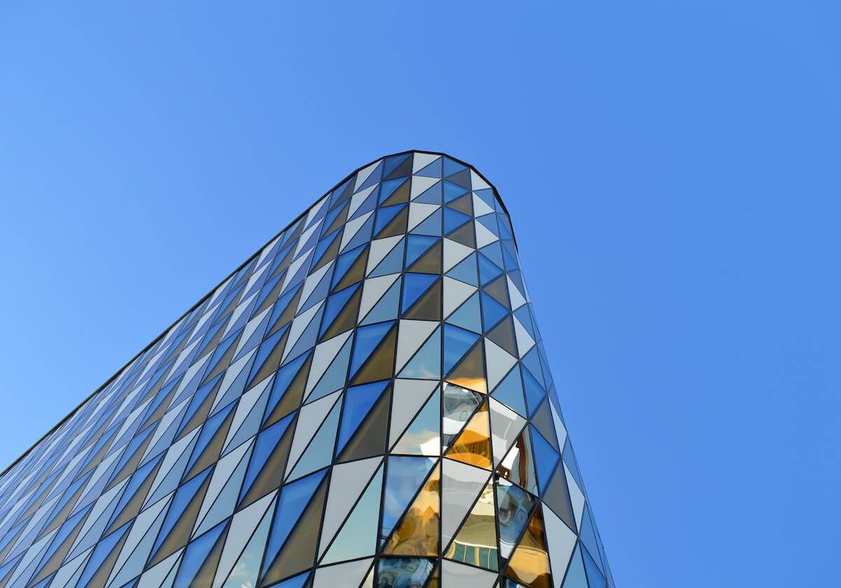 意甲媒体透露：皇马愿意在冬窗期间出租年轻球员恩德里克，米兰是对其感兴趣的俱乐部之一